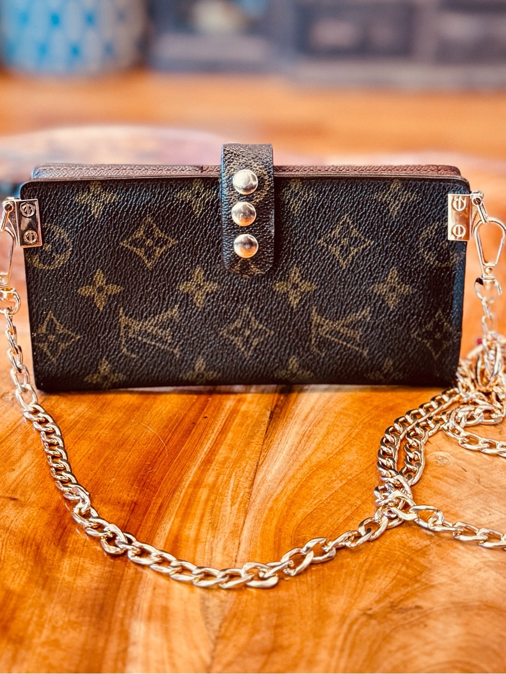 Louis Vuitton monogram wallet, reinvented fold converted Crossbody - Picture 4 of 15